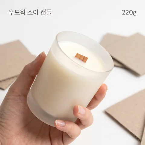 使用场景 · 纯白 · 纸艺质感