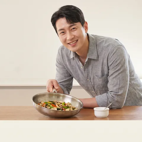하단 굵은 띠