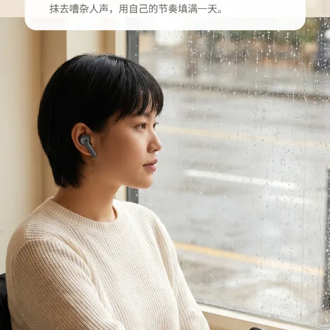 在咖啡馆也像专属工作室
