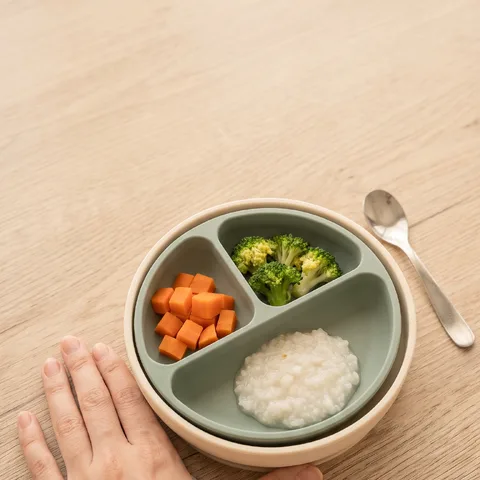 均衡盛裝的4格分隔